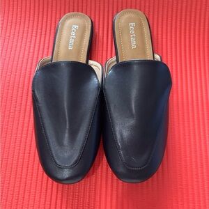 Ecco Black Leather Mules